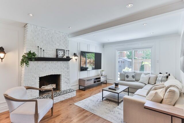 How To Choose The Ideal Furniture For Your Living Room: Useful Tips